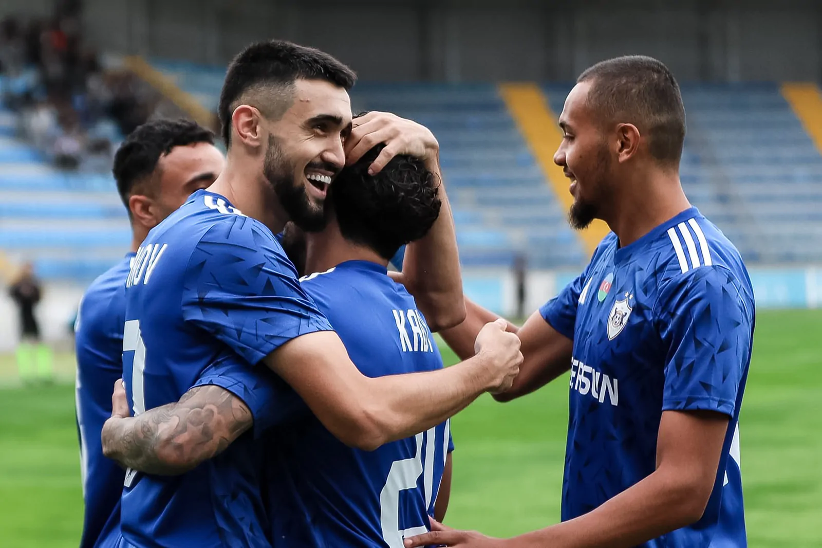 “Qarabağ” darmadağınla qalib gəldi