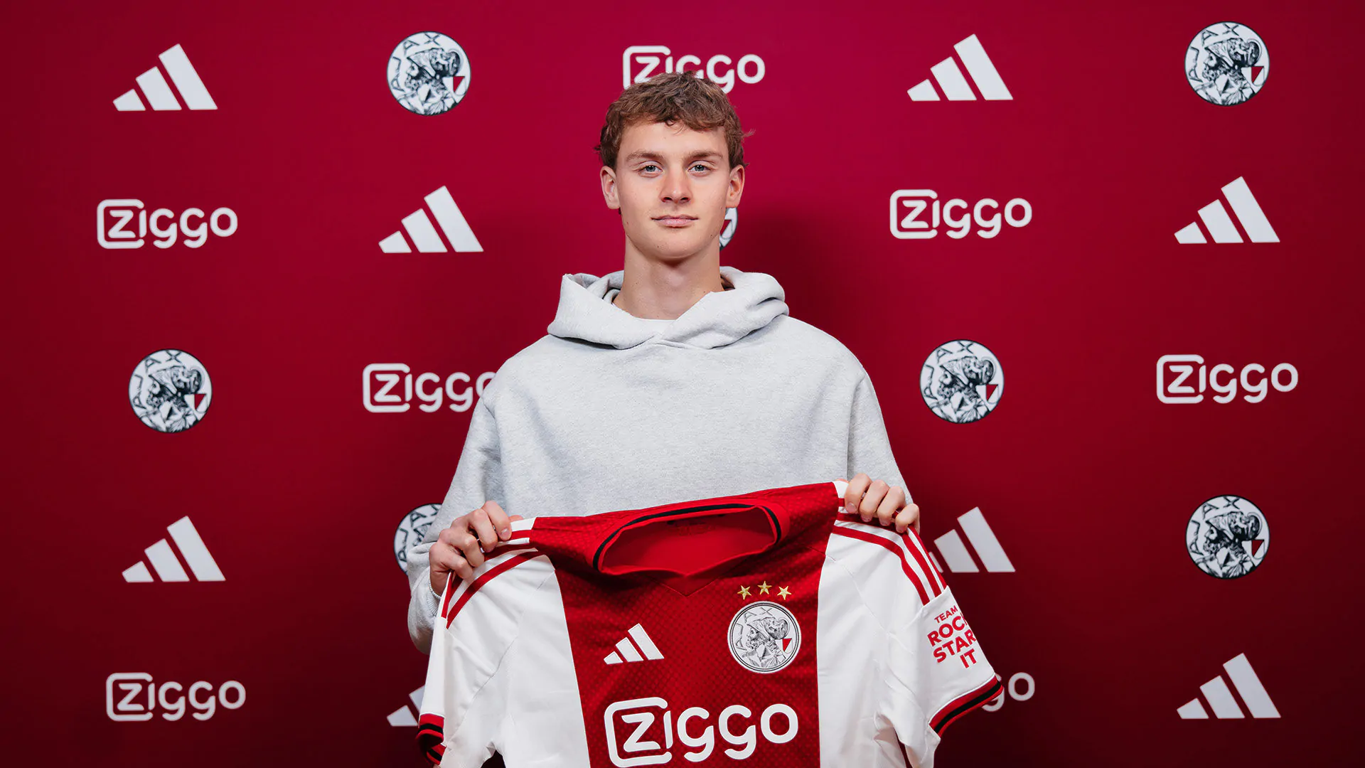 İbrahimoviçin oğlu “Ayaks”a icarəyə getdi – RƏSMİ